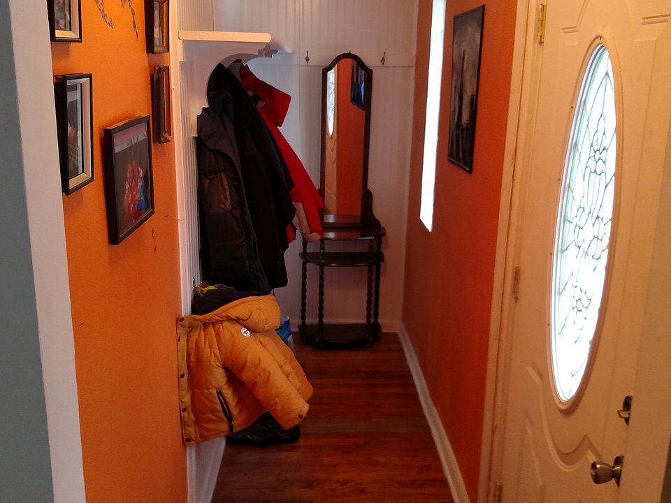 1st image of 2920 25th Ave