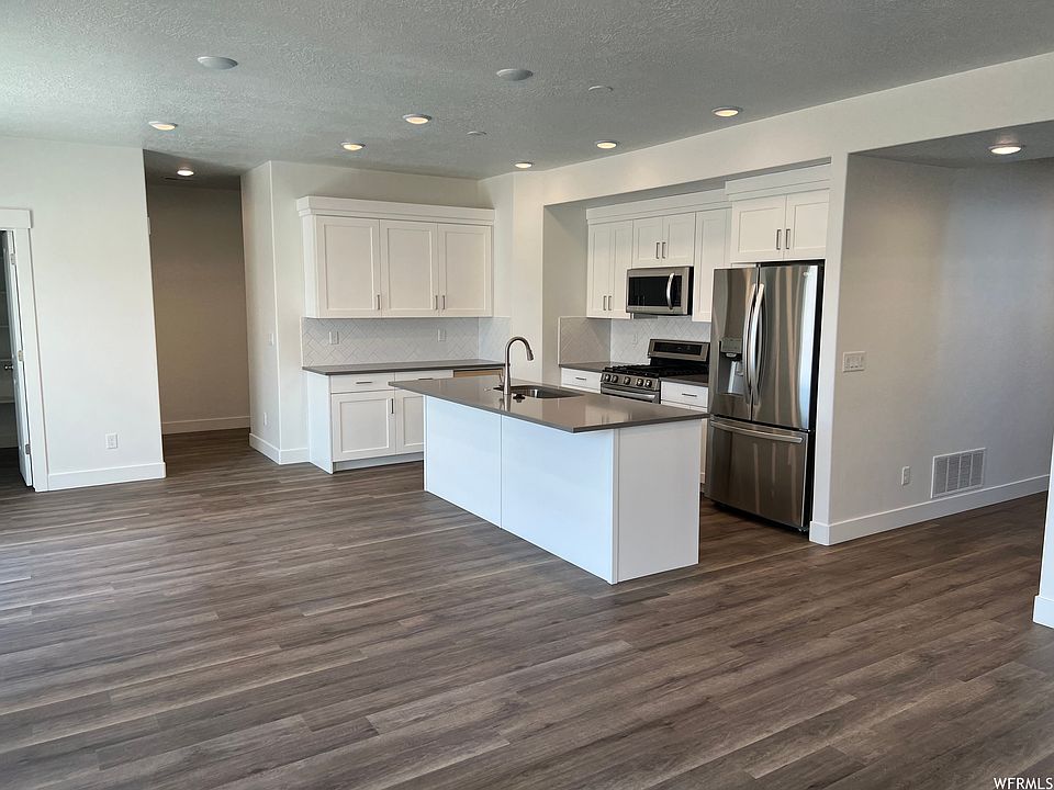 1326 E 425 S, Hyrum, UT 84319 MLS 1834941 Zillow