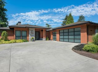 8871 Bald Eagle Dr, Blaine, WA 98230