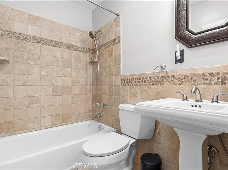 943 N Orange Ave — Photo 27