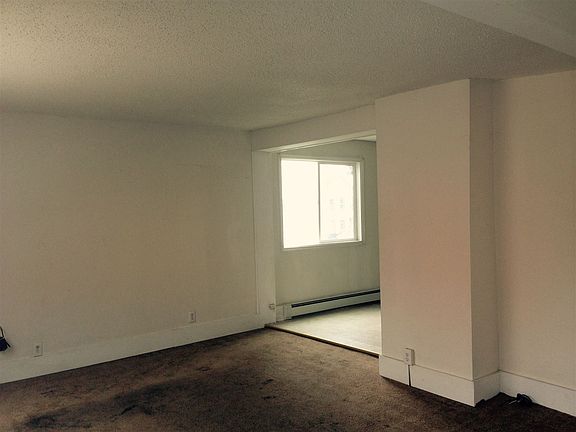5th image of 54 White St