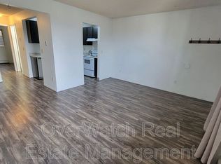 177 Michael Ct APT 8, Anchorage, AK 99504
