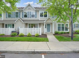 503 Oswego Ct, Mount Laurel, NJ 08054