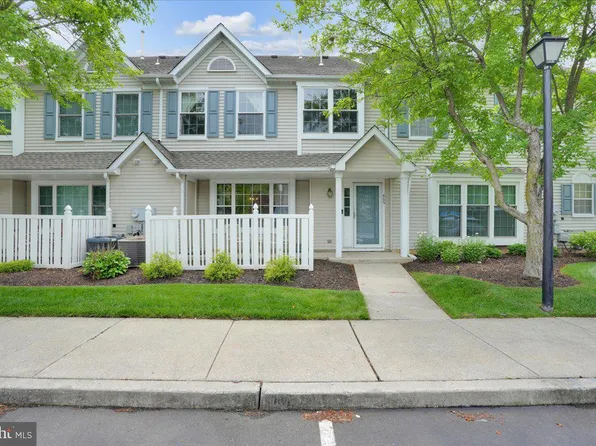 503 Oswego Ct, Mount Laurel, NJ 08054