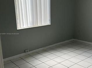 10000 NW 80th Ct APT 2263, Hialeah Gardens, FL 33016