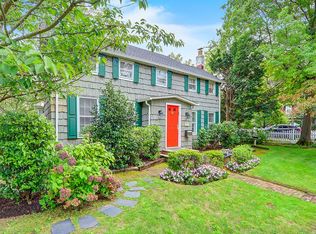 977 East Broadway, Woodmere, NY 11598
