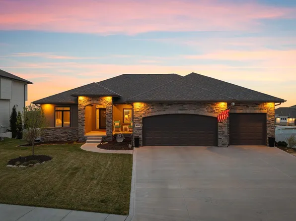 4210 S 220th St, Elkhorn, NE 68022