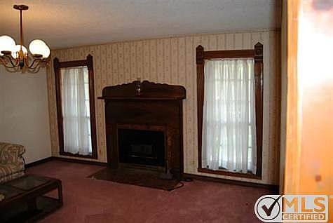 4th image of 417 W Rock Island Ave