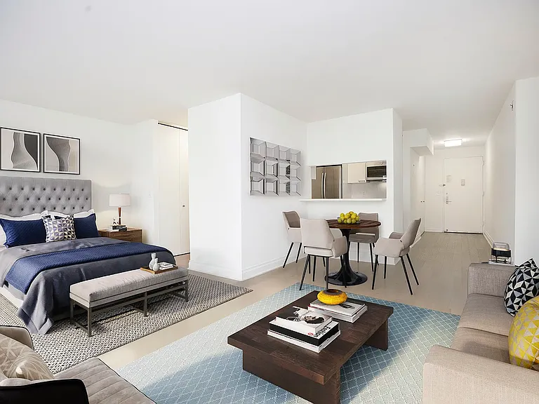240 E 86th St #23E — Photo 2