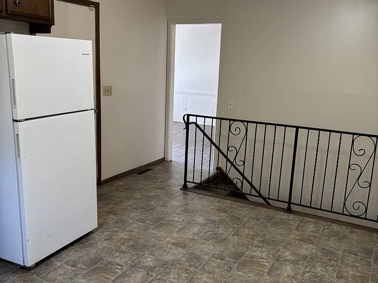 3120 S Pinecrest Ave — Photo 5