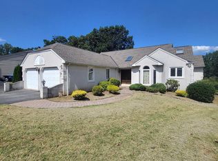 317 Rivervale Rd, Reading, PA 19605