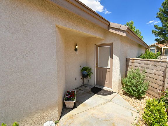 4th image of 11223 Country Club Dr
