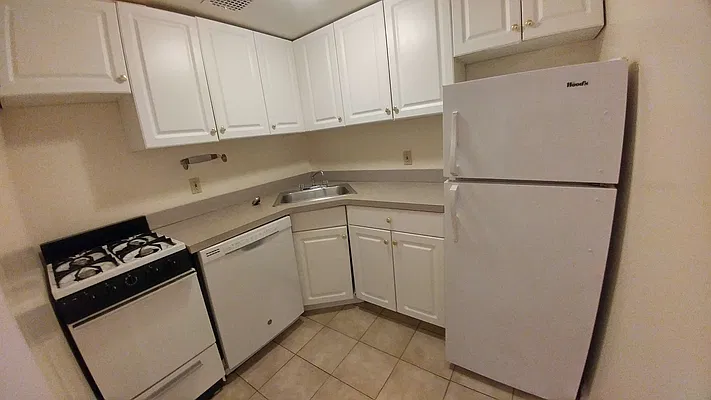 Rented by Guidance Realty Corp. | media 15