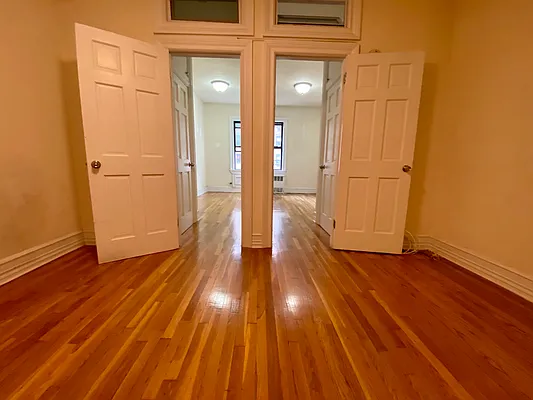 Rented by Avenues Real Estate | media 20