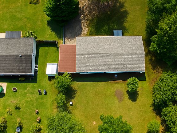 3rd image of 4214 Canby Ln