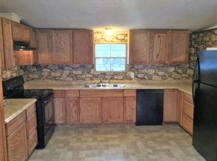 41 Kapper Dr, Winchester, NH 03470