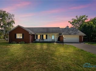 706 Waite Ave, Maumee, OH 43537