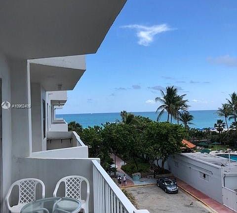 3rd image of 4301 E Collins Ave #404