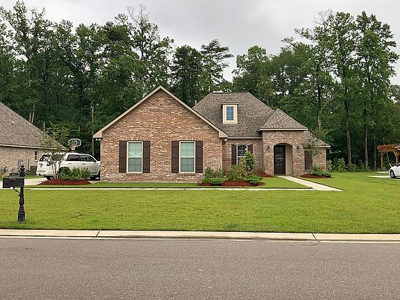 2nd image of 8889 Greenleaves Dr