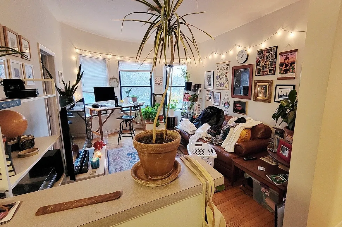 1 bed, 1.0 bath, $1,912 — Photo 3