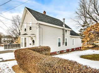 6 Lincoln St, Lisbon, ME 04252