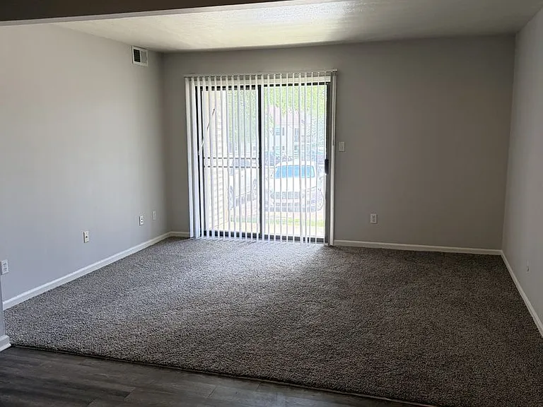 Foxfire West Apartments — Photo 89
