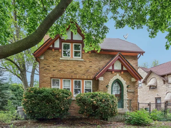 4320 West Martin DRIVE, Milwaukee, WI 53208