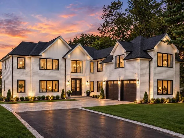 748 Holmdel Road, Holmdel, NJ 07733