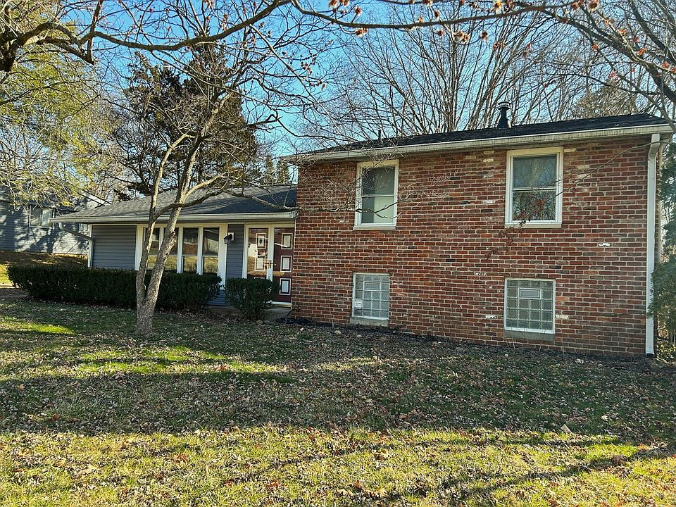 1st image of 3502 N Valleyview Dr