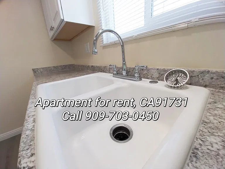 3640 Baldwin Ave — Photo 7