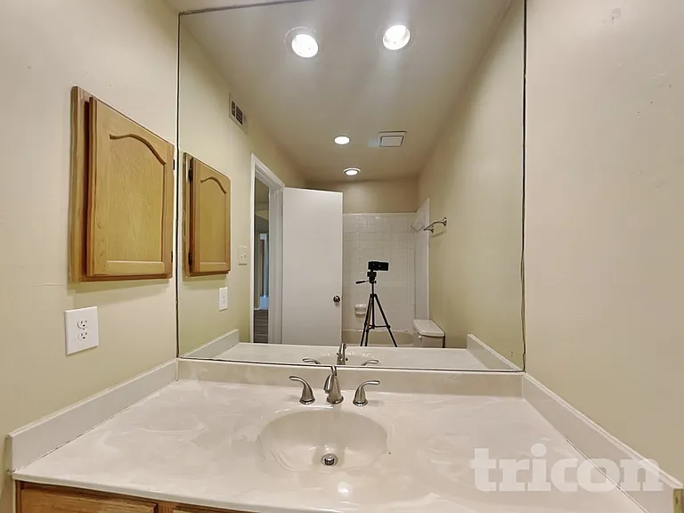 1715 Cordova Dr — Photo 14