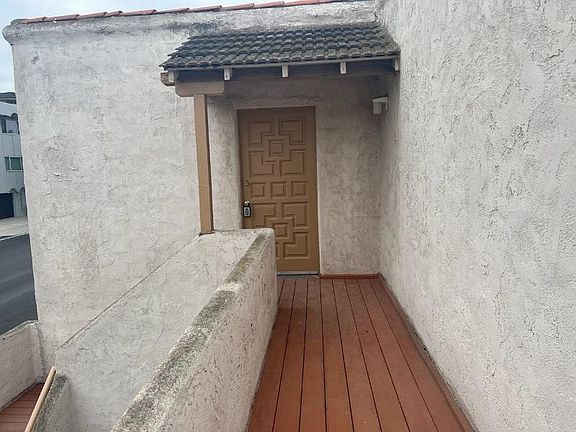 2nd image of 2301 Highland Ave