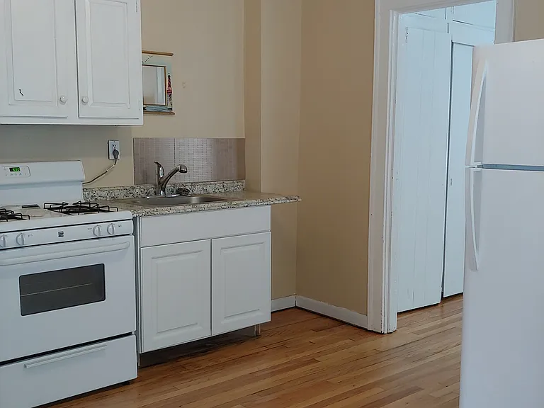 26 Tobey St #24 — Photo 3