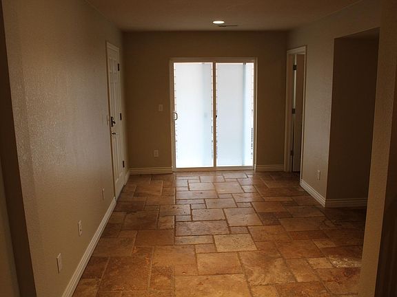5th image of 11738 Thomaston Cir