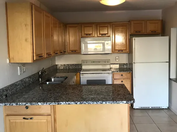 4039 Sandlewood Ln APT 3, Fort Myers, FL 33907