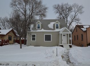 1317 S 3rd St, Aberdeen, SD 57401