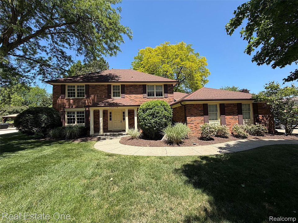 1st image of 46310 Lafonde Ct