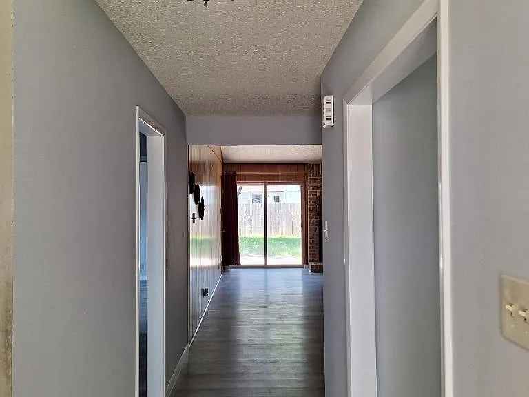 605 Noreda St — Photo 3