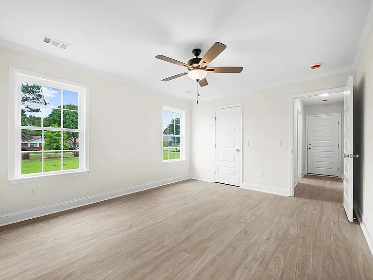 102 Enclave Ct — Photo 14