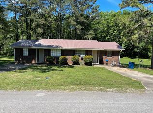 93-95 Grandview Dr, Eastaboga, AL 36260