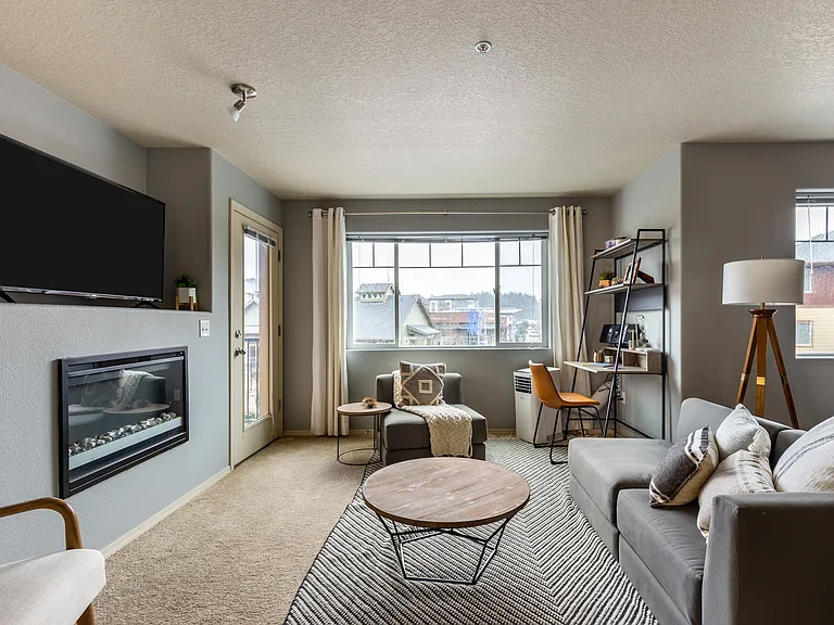 Cedar Falls Apartments — Photo 37