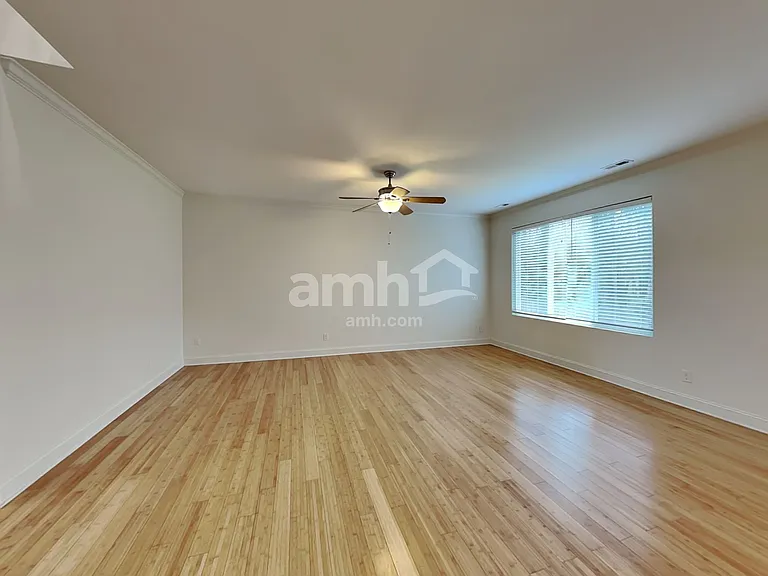 5823 Parkstone Dr — Photo 5