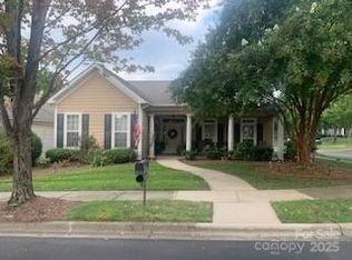 13206 Old Compton Ct, Pineville, NC 28134