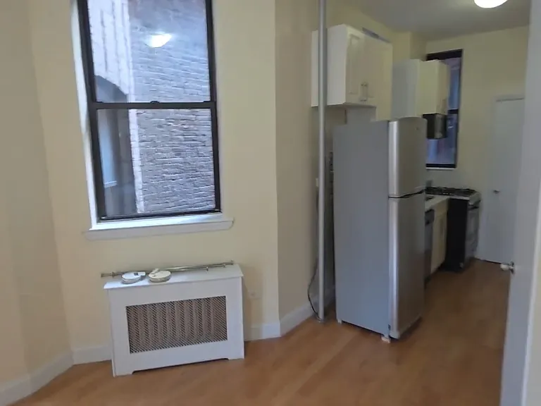 73 E 3rd St #3C — Photo 2