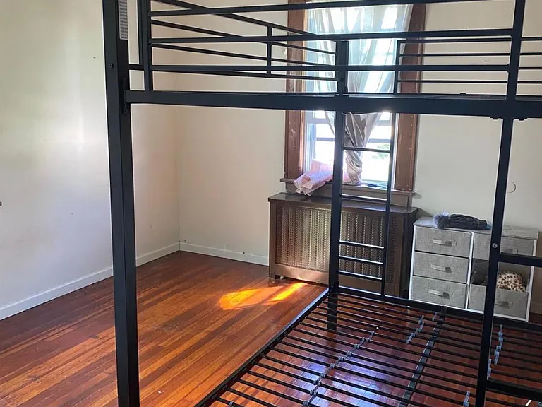 72 Lincoln Ave #1 — Photo 2