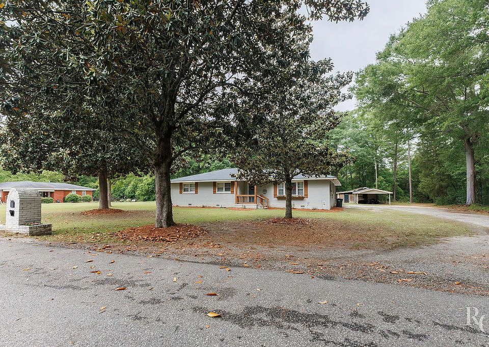 1st image of 1904 Harbuck Dr