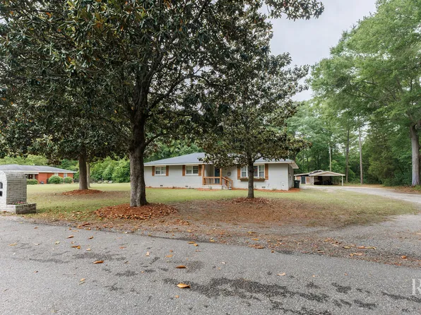 1904 Harbuck Dr, Phenix City, AL 36870