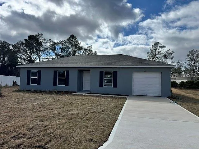 3 bed, 2.0 bath, 1233 sqft, $1,800 — Photo 1