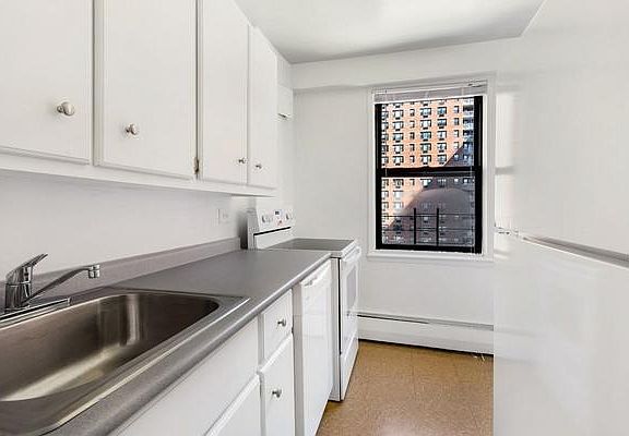 5th image of 9604 57th Ave #Par07m