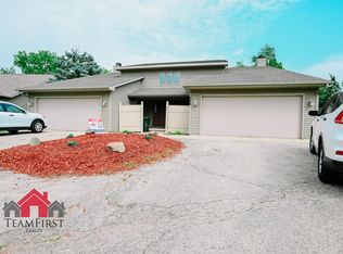 488 S Good Hope Rd #4, De Pere, WI 54115